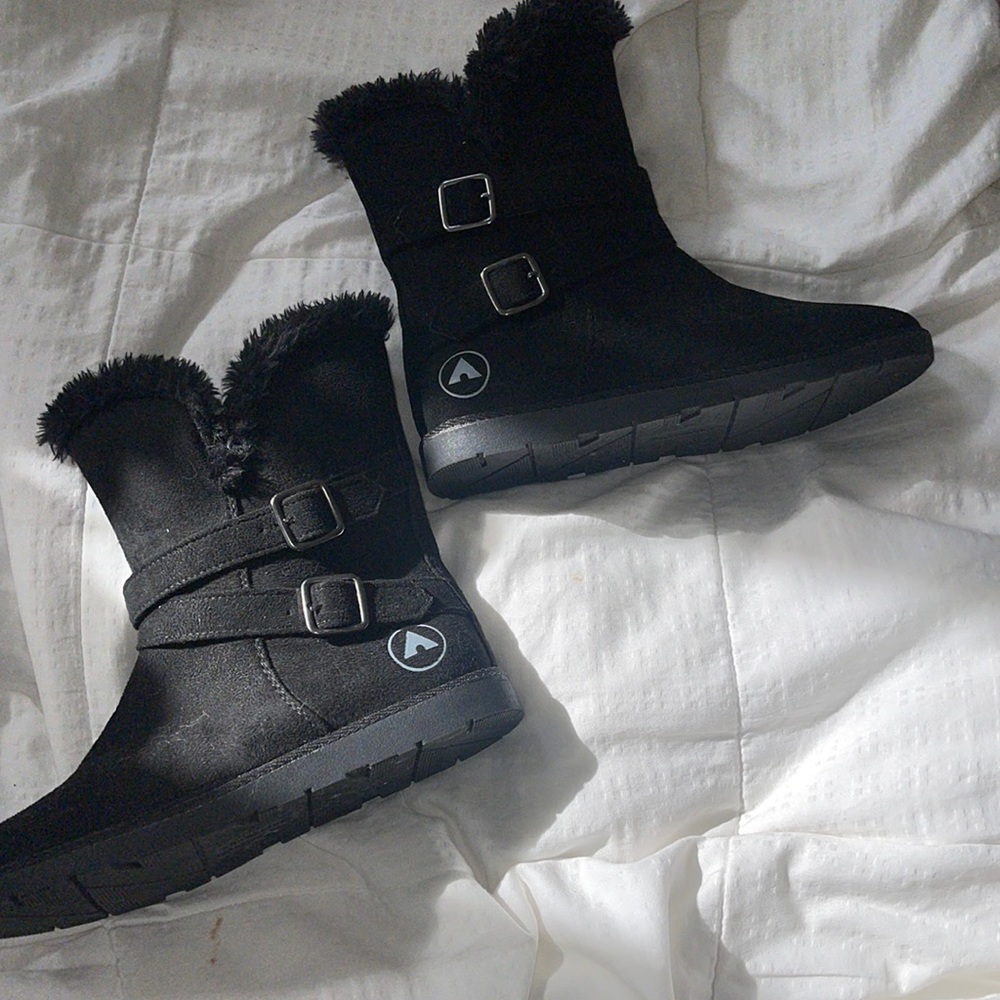 black boots!